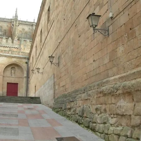 La Casa De Tentenecio